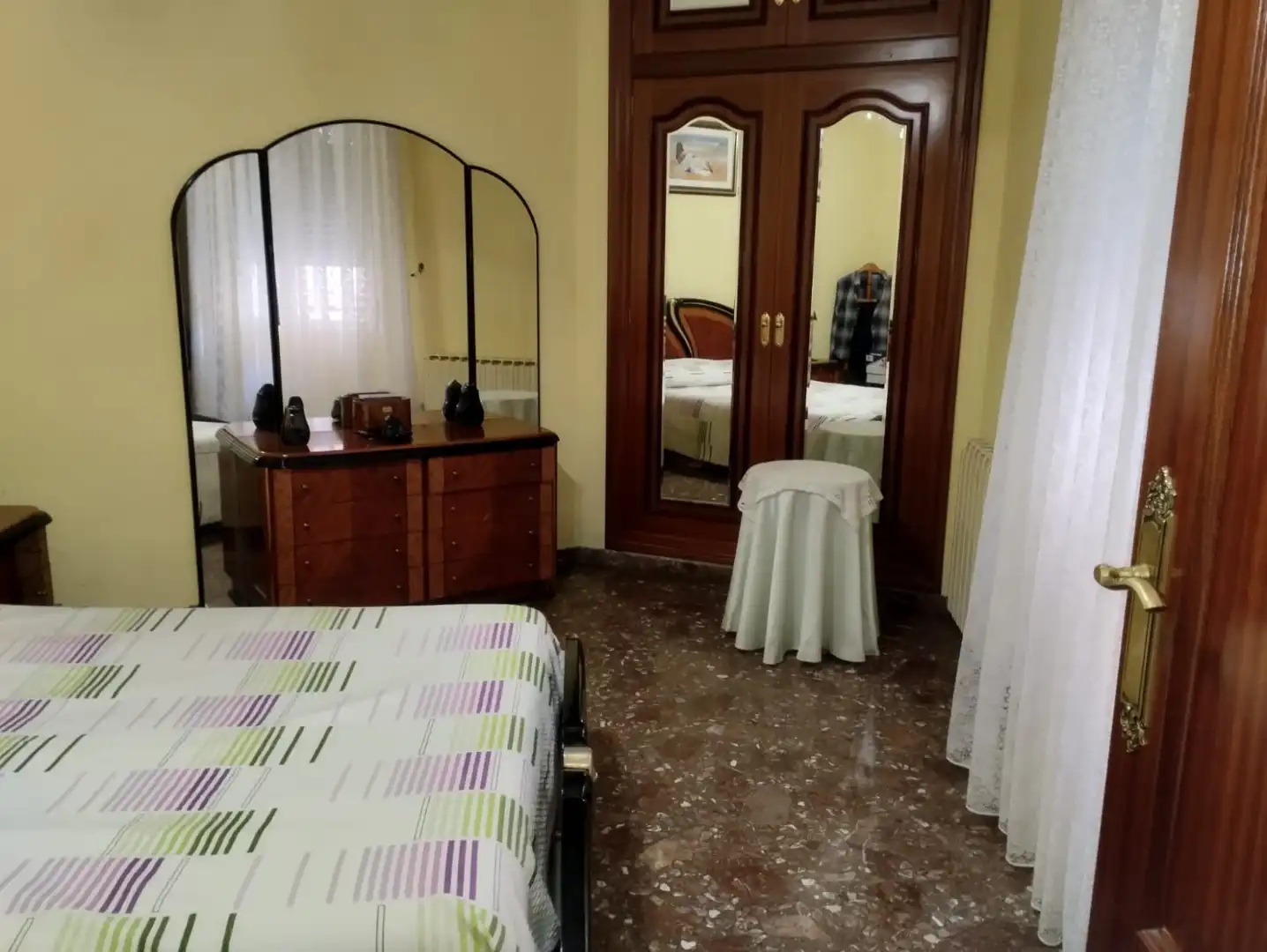 Habitación de Piso en venta en Alberite con Calefacción, Trastero y Amueblado