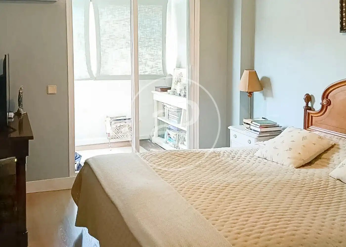 Habitación de Casa adosada en venta en Madrid con Aire acondicionado, Calefacción y Jardín privado