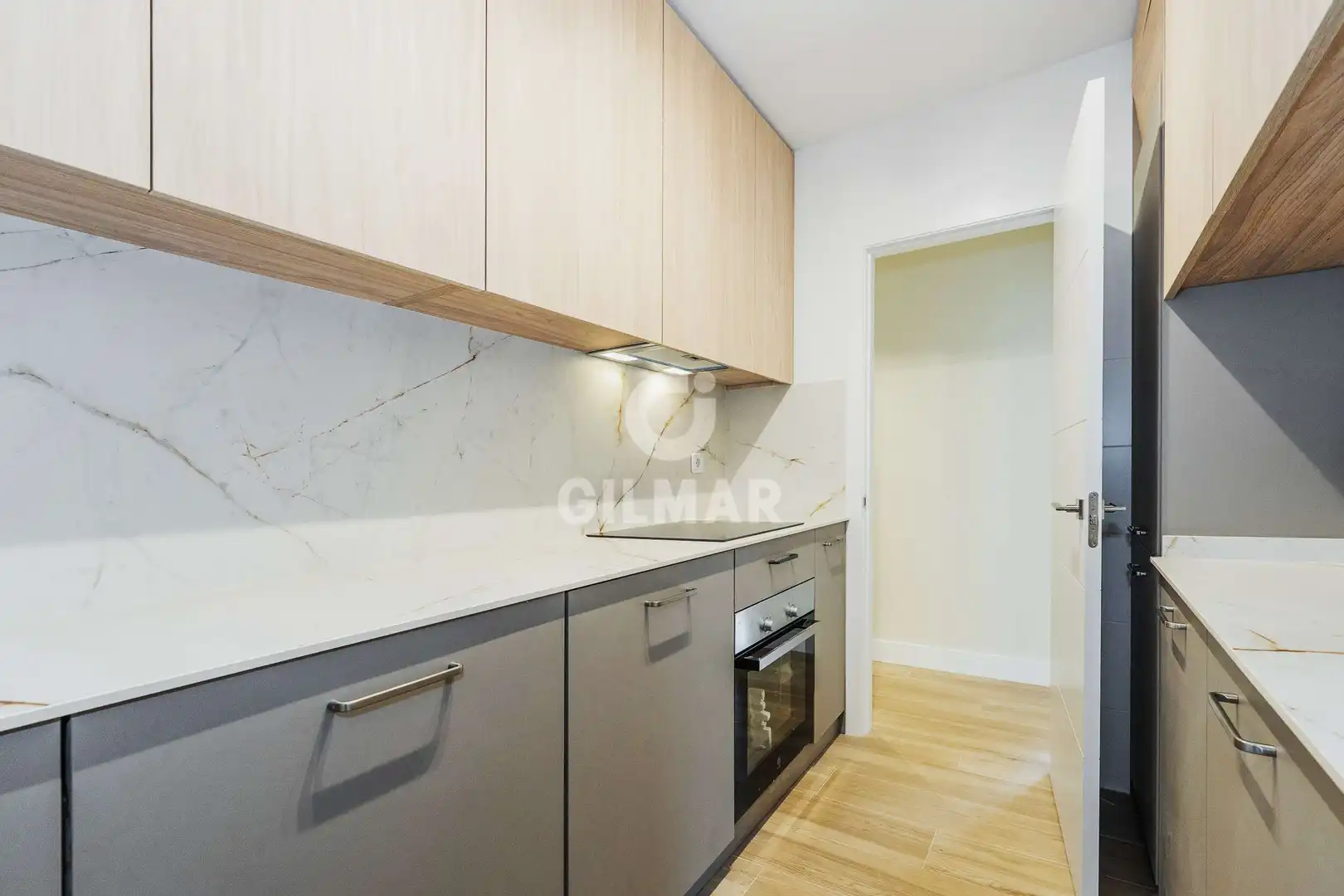 Cocina de Piso en venta en Madrid con Calefacción