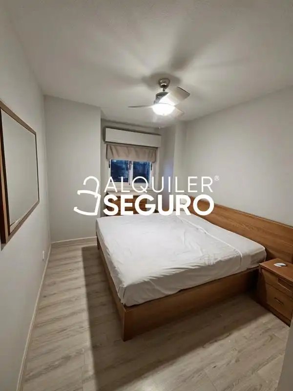 Habitación de Piso de alquiler en Cartagena con Aire acondicionado, Calefacción y Amueblado