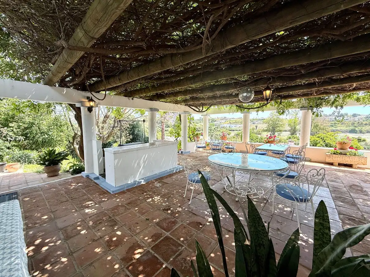 Terraza de Casa o chalet de alquiler en Marbella con Aire acondicionado, Jardín privado y Piscina