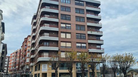Foto 2 de Piso en venta en Calle Lasaga Larreta, 1, Centro, Torrelavega