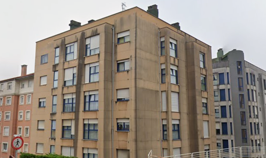 Foto 1 de Pis en venda a C/ Brigadas Internacionales, Centro, Asturias