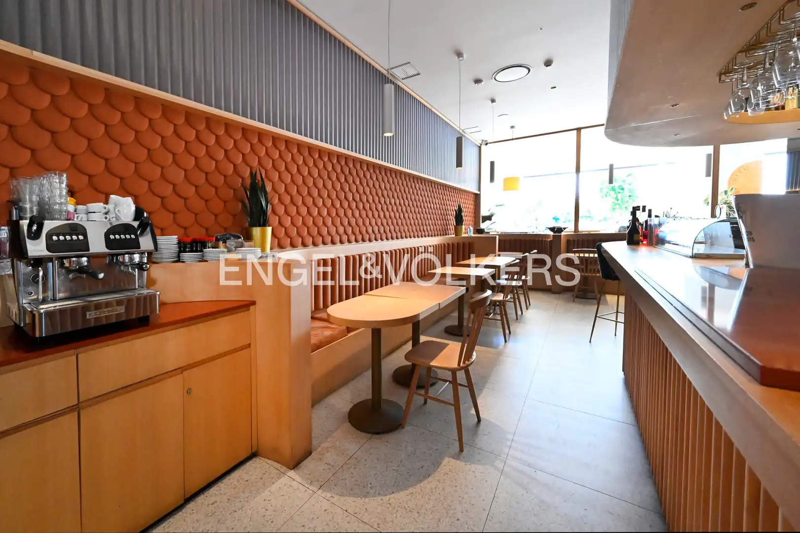 Commercial properties for sale in Santander  with Air Conditioner, Terrace and Furnished
