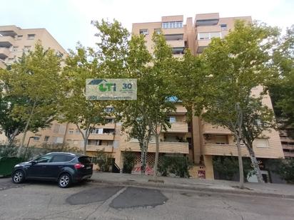 Exterior view of Flat for sale in  Zaragoza Capital