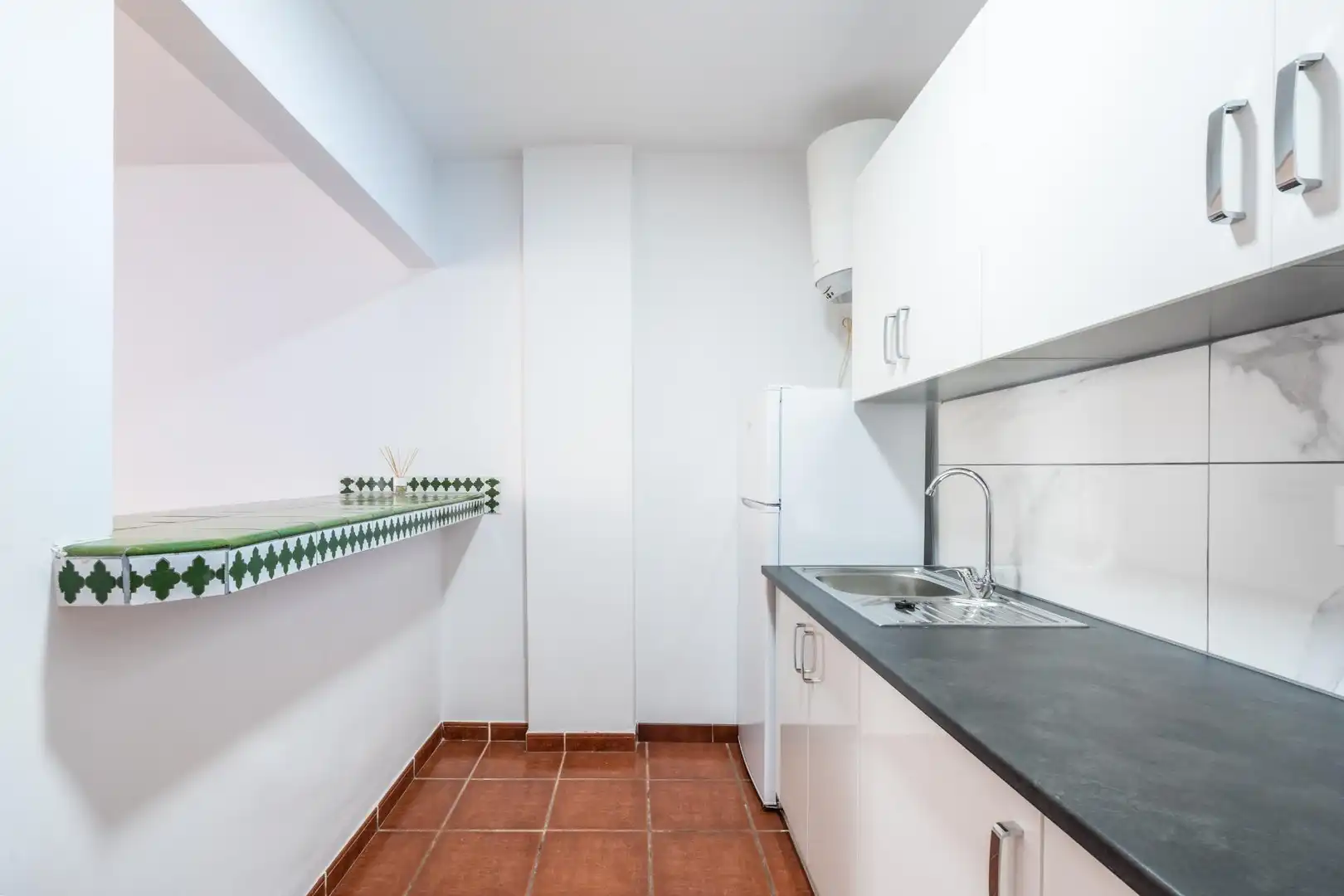 Cocina de Edificio en venta en Arona