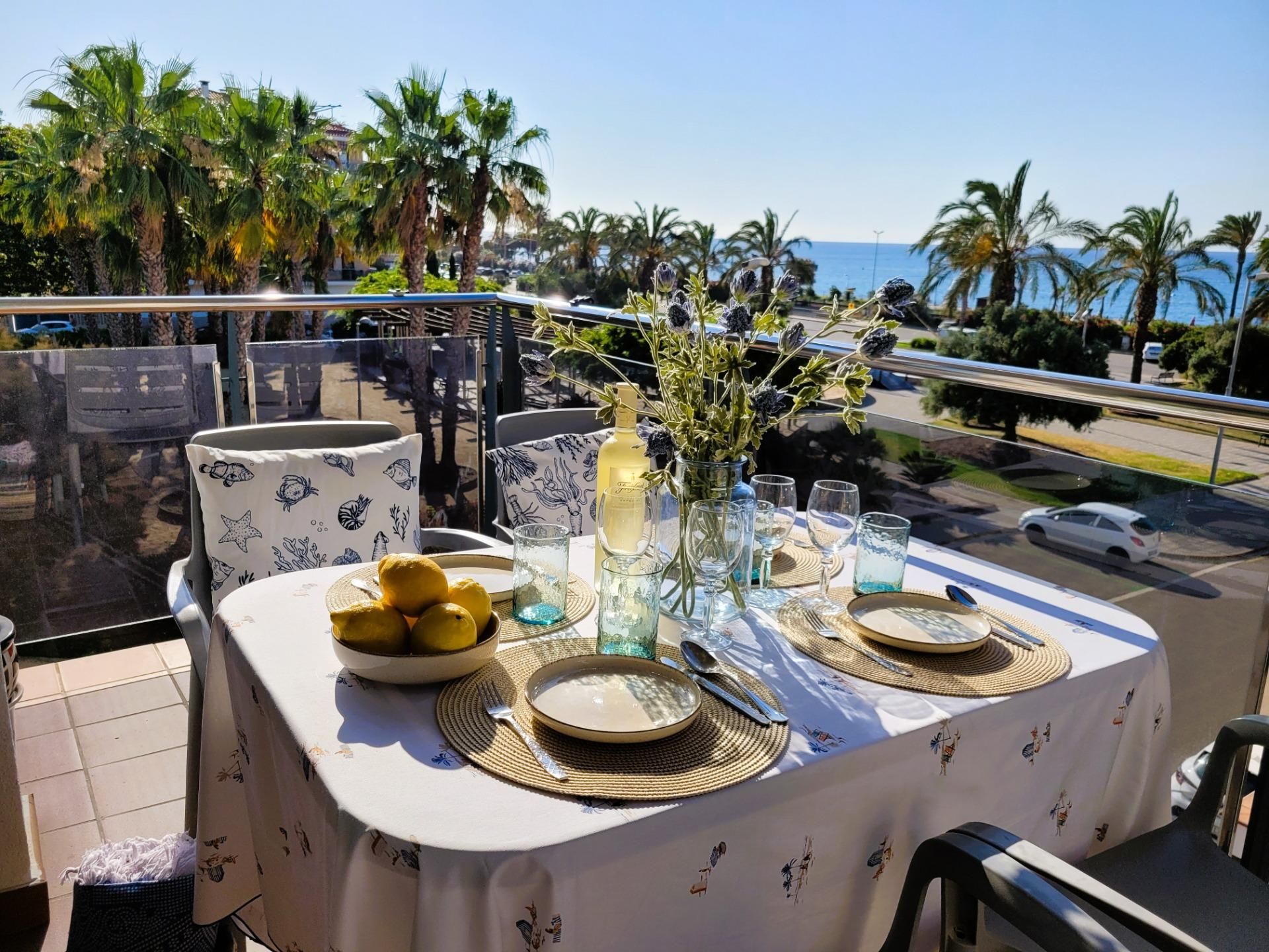 Terrace of Flat to rent in Pineda de Mar  with Air Conditioner, Heating and Terrace