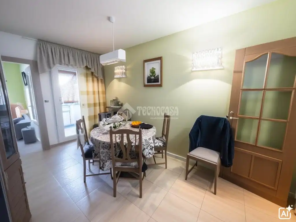 Comedor de Piso en venta en Barcelona
