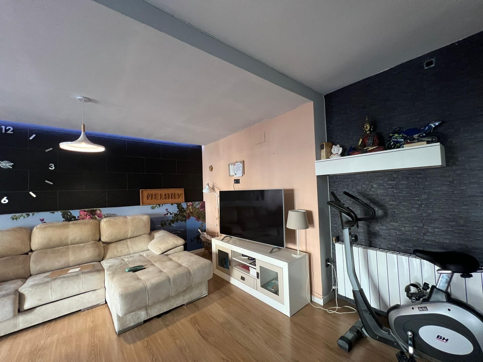 Living room of Flat for sale in Ontinyent  with Heating, Parquet flooring and Storage room