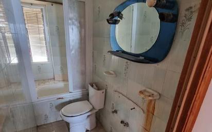 Bathroom of Flat for sale in Gandia