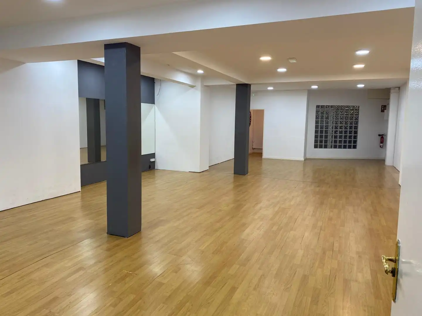 Local comercial en alquiler en Martorell, imagen 2