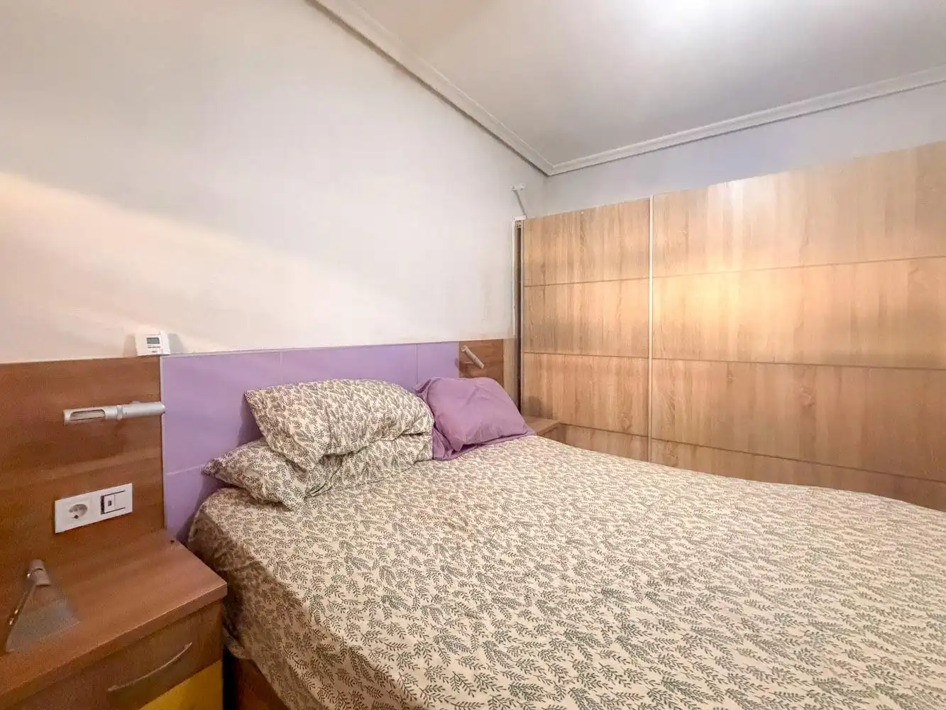 Habitación de Piso en venta en Madrid con Calefacción