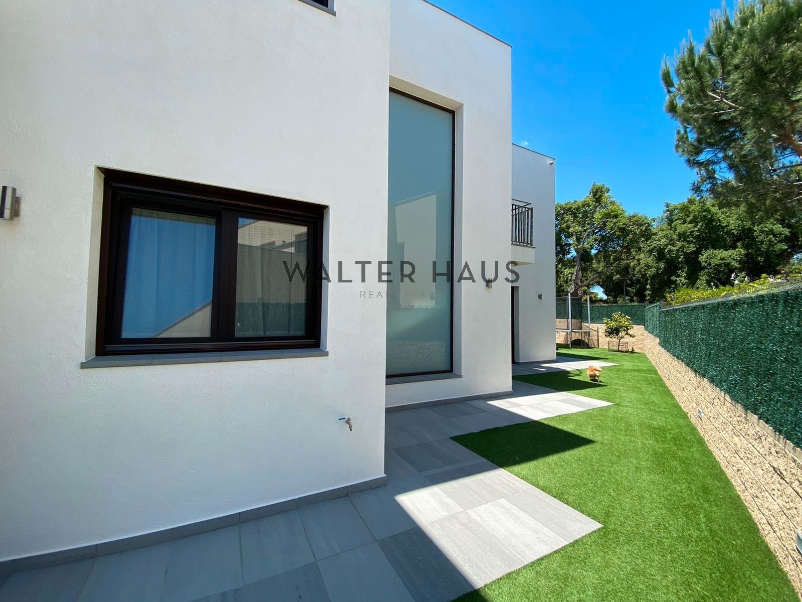 Vista exterior de Casa o xalet en venda en Sant Feliu de Guíxols amb Aire condicionat, Calefacció i Jardí privat