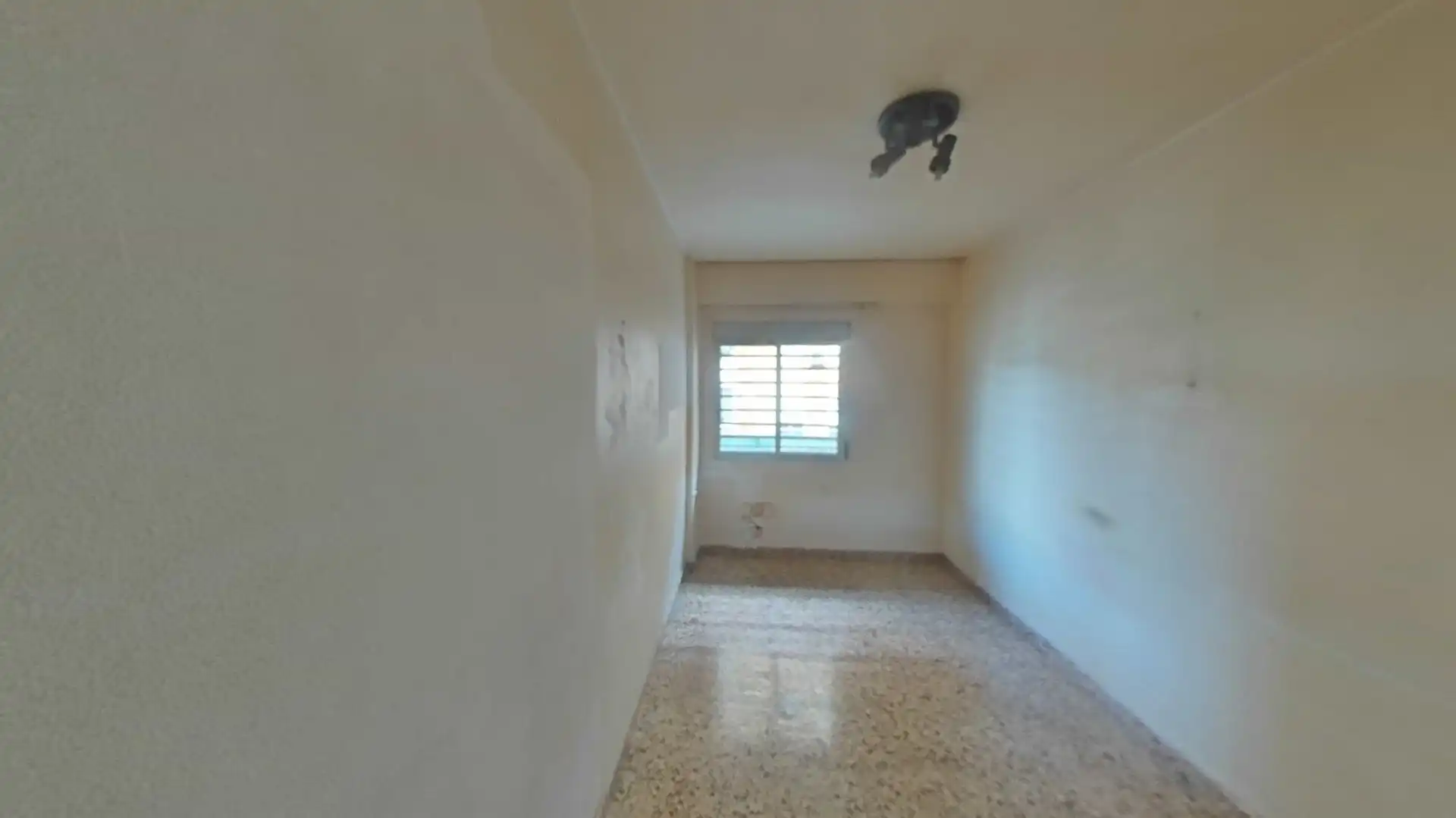 Vista exterior de Piso en venta en Juzgados