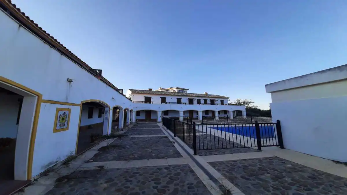 Vista exterior de Oficina en venta en Alcaudete