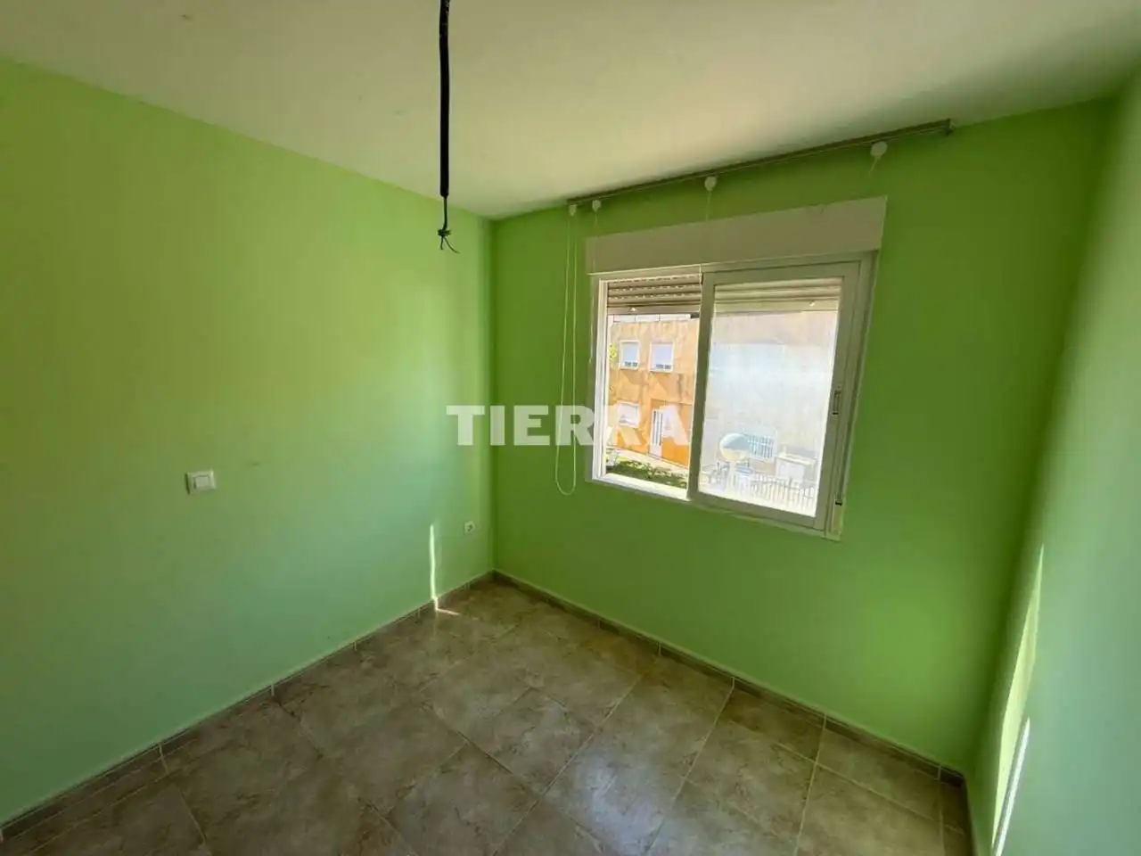 Habitación de Piso en venta en Salinas con Piscina comunitaria
