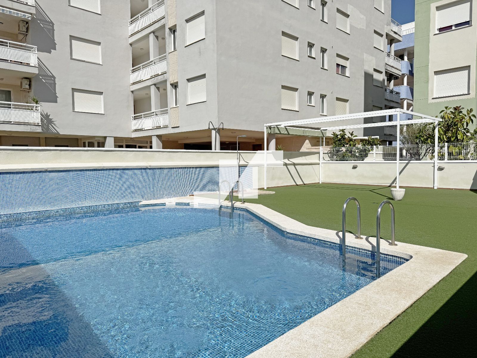 Piscina de Apartament en venda en Moncofa amb Aire condicionat, Terrassa i Piscina