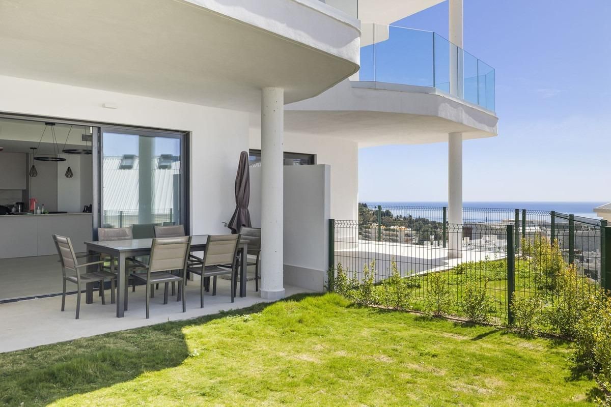 Terrassa de Apartament en venda en Benalmádena amb Aire condicionat, Jardí privat i Terrassa