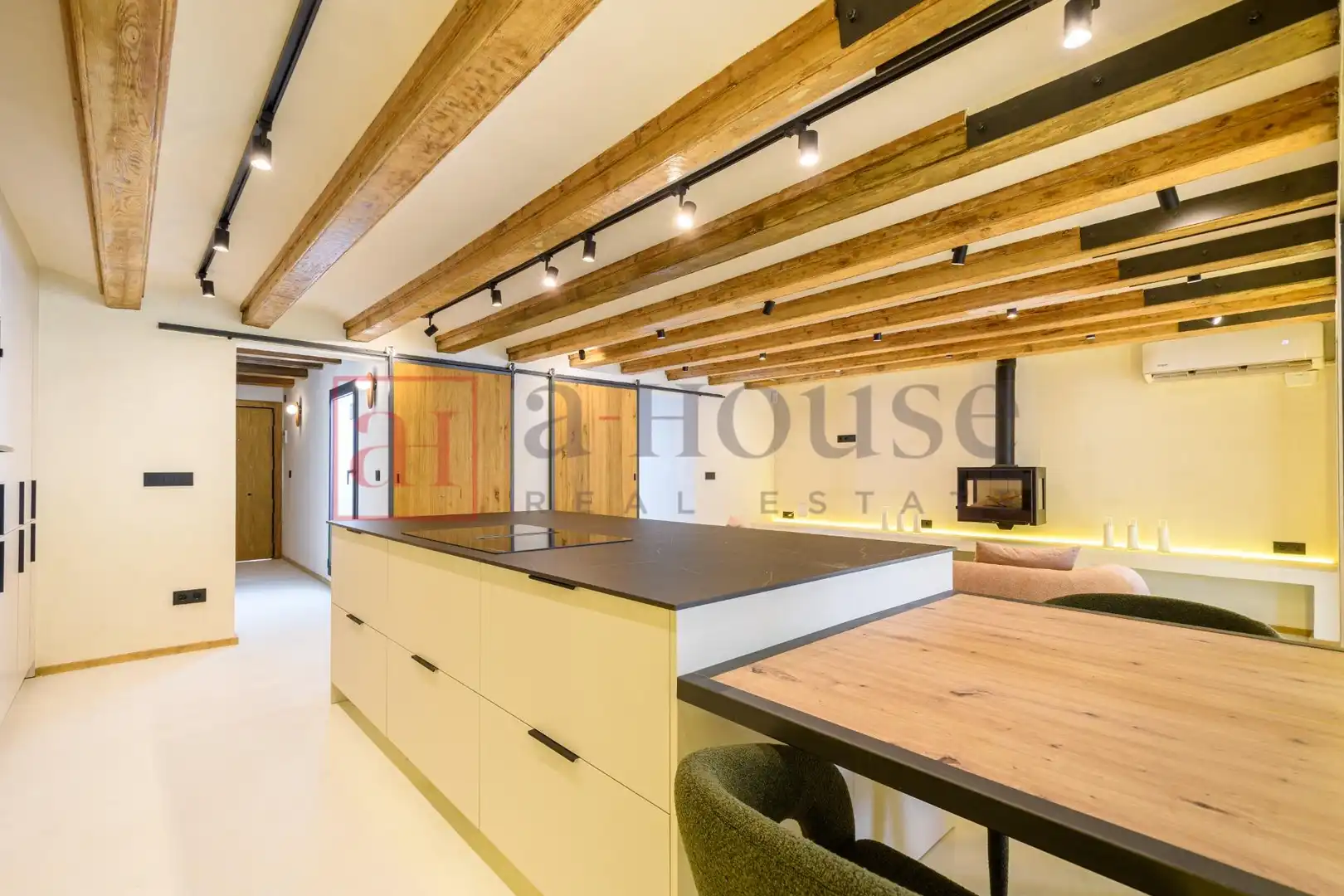 Penthouse with terrace for sale in Carrer Carrer Sèneca, imagen 5