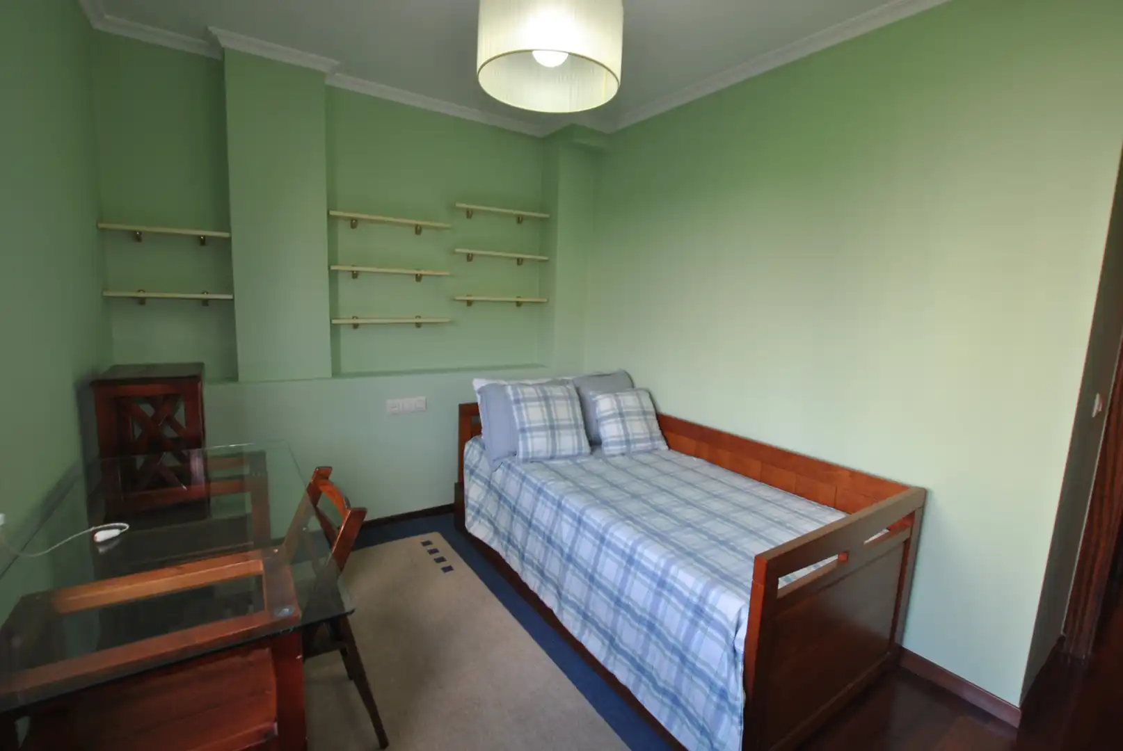 Bedroom of Flat for sale in Vigo   with Heating, Private garden and Parquet flooring