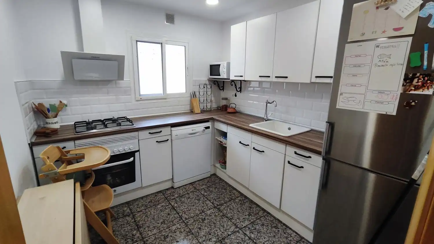 Cocina de Casa adosada en venta en Rubí con Trastero