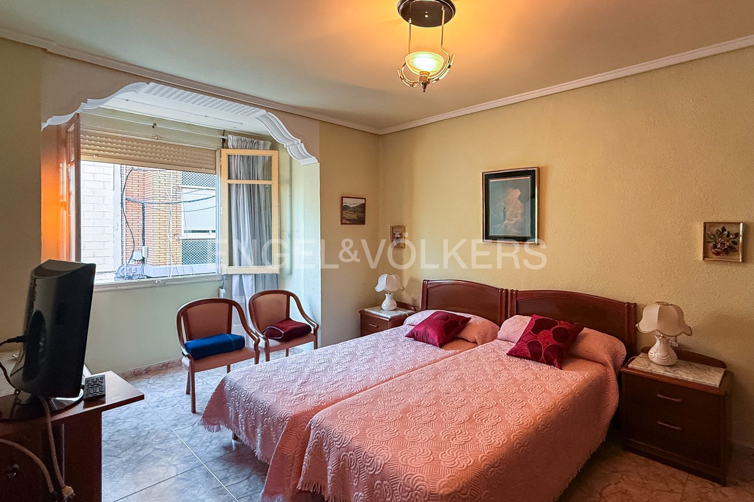Dormitori de Apartament de lloguer en Sagunto / Sagunt amb Calefacció, Moblat i Balcó
