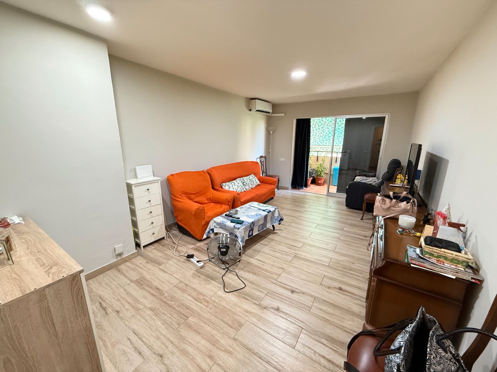 Living room of Flat for sale in  Madrid Capital  with Air Conditioner, Heating and Terrace