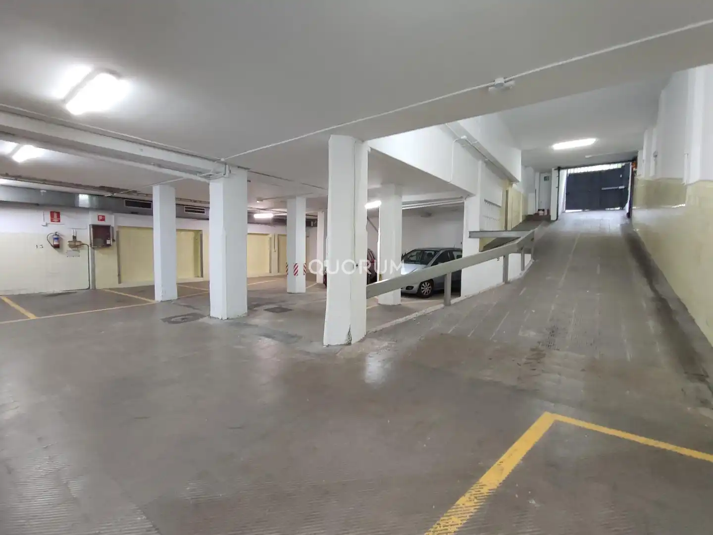 Parking de Local en venta en Bilbao  con Aire acondicionado y Amueblado