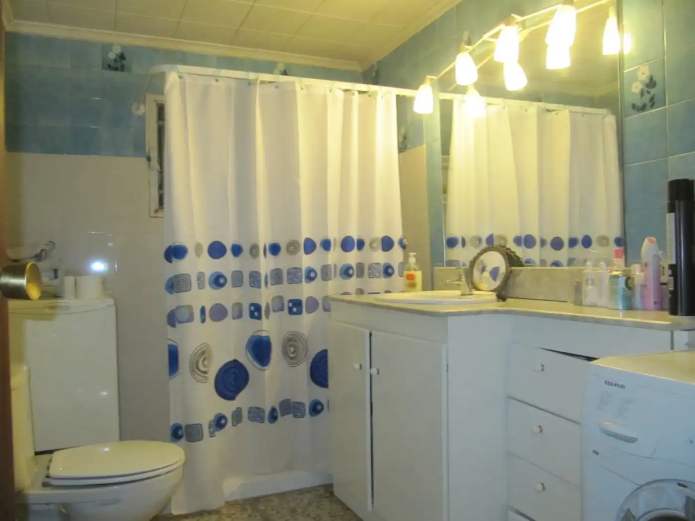 Baño de Casa o chalet en venta en El Pinós / Pinoso con Calefacción, Piscina y Amueblado