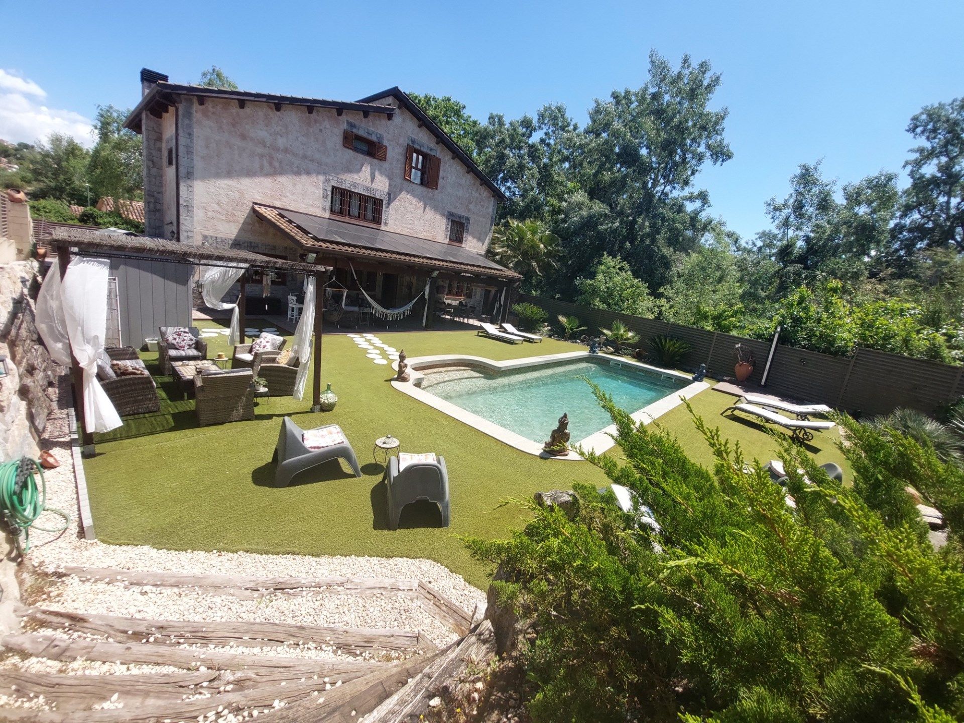 Piscina de Casa o xalet en venda en Rubí amb Calefacció i Piscina