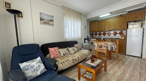 Foto 2 von Erdgeschoss zum Verkauf in Calle Noruega, Zona Playa de los Locos, Torrevieja