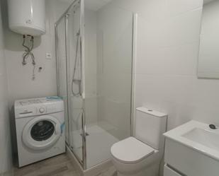 Bany de Apartament de lloguer en Leganés amb Aire condicionat