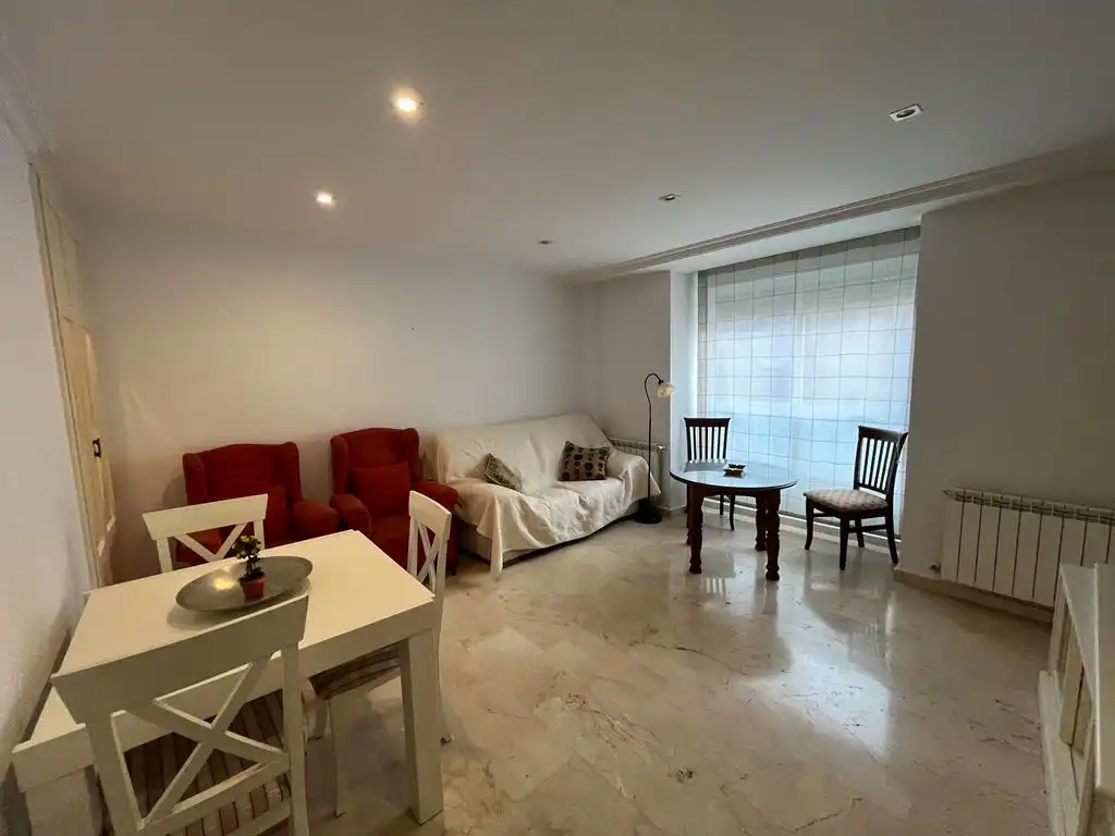 Wohnzimmer von Wohnung zum Verkauf in Hellín mit Klimaanlage, Heizung und Abstellraum