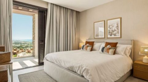 Foto 3 de Casa adosada en venta en El Paraíso, Benahavís