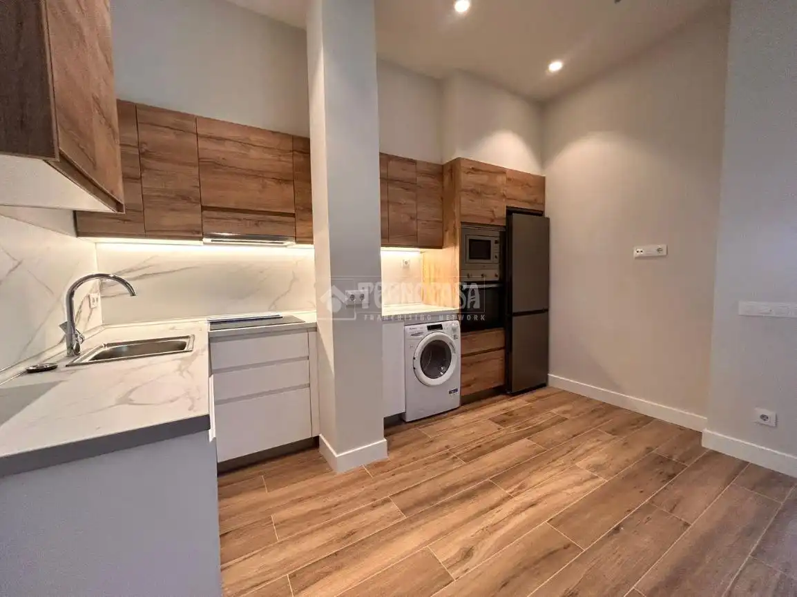 Cocina de Piso en venta en Madrid con Calefacción