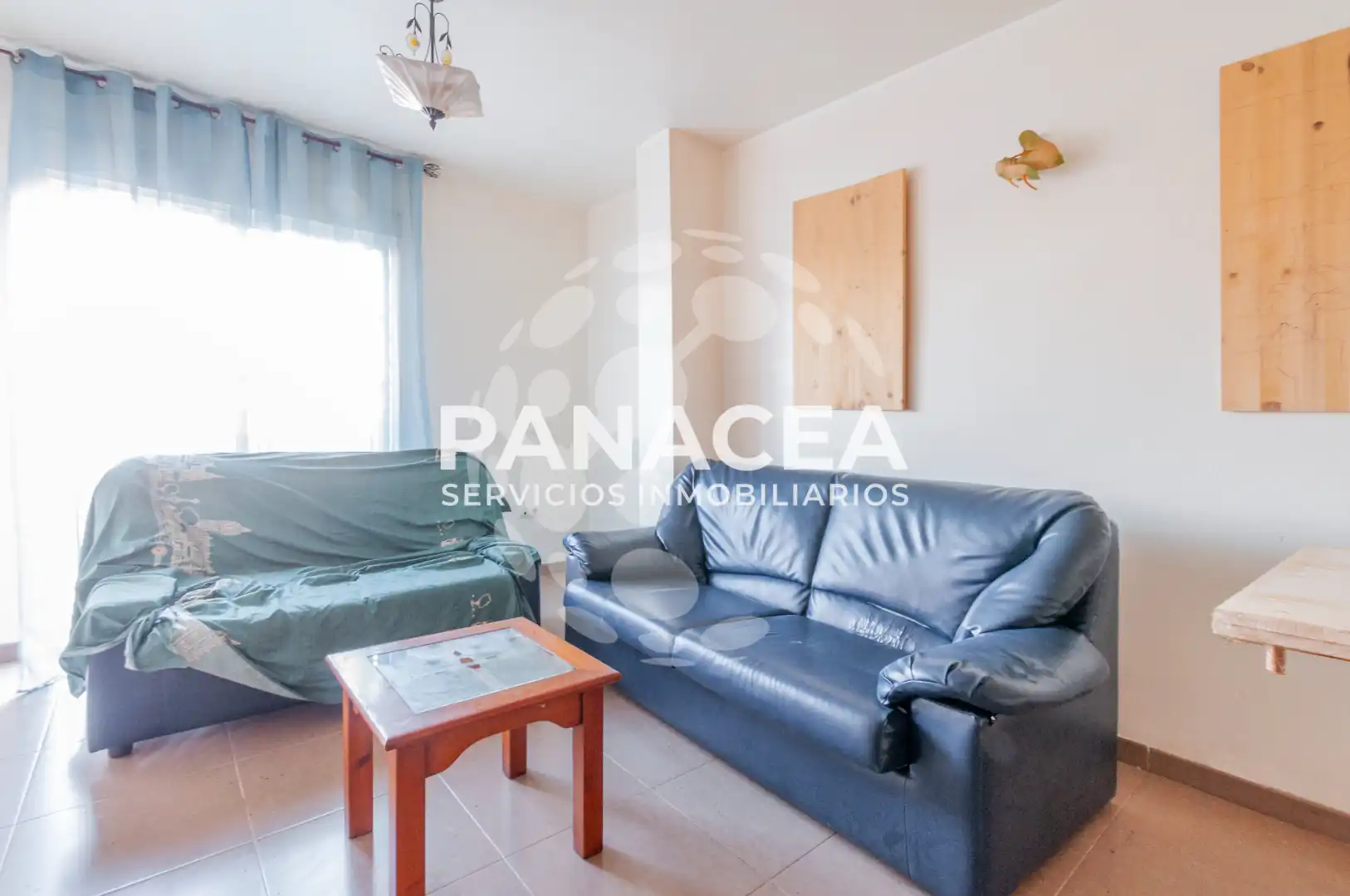 Habitación de Piso en venta en Roquetas de Mar con Amueblado, Microondas y TV