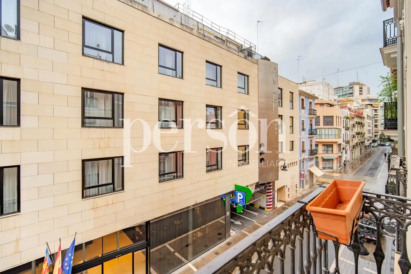 Terrassa de Pis de lloguer en Valencia amb Aire condicionat, Calefacció i Parquet