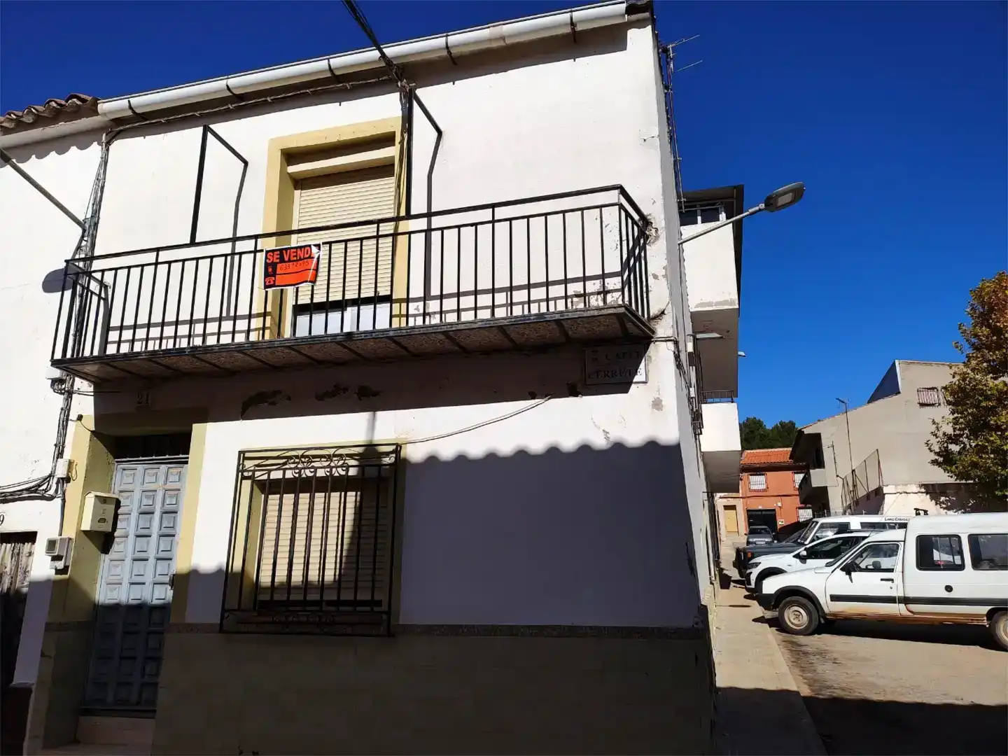 Vista exterior de Casa adosada en venda en Carrizosa amb Balcó