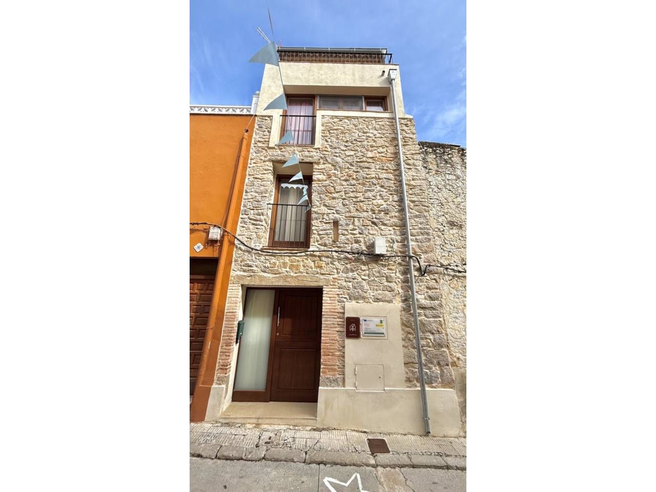 Vista exterior de Casa o xalet en venda en Sant Mateu amb Aire condicionat, Parquet i Terrassa