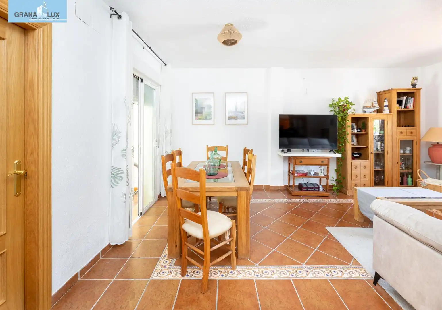 Terraced house with pool for sale in Calle de José Riquelme, imagen 9