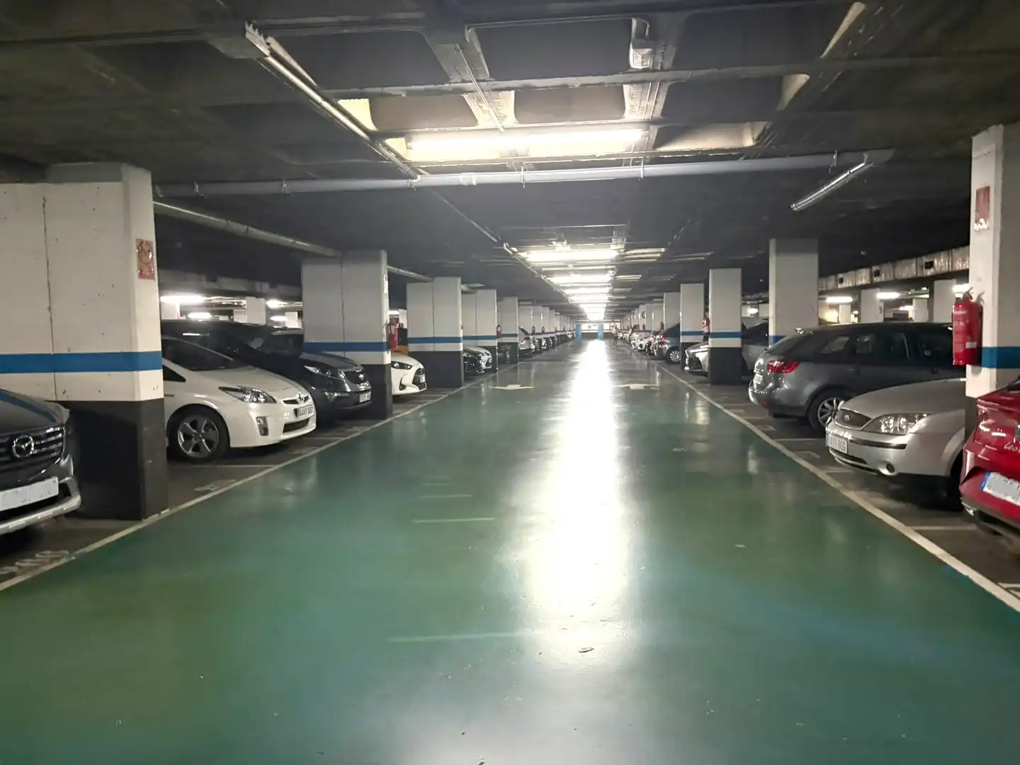 Storage room for sale in Esplugues de Llobregat, Barcelona