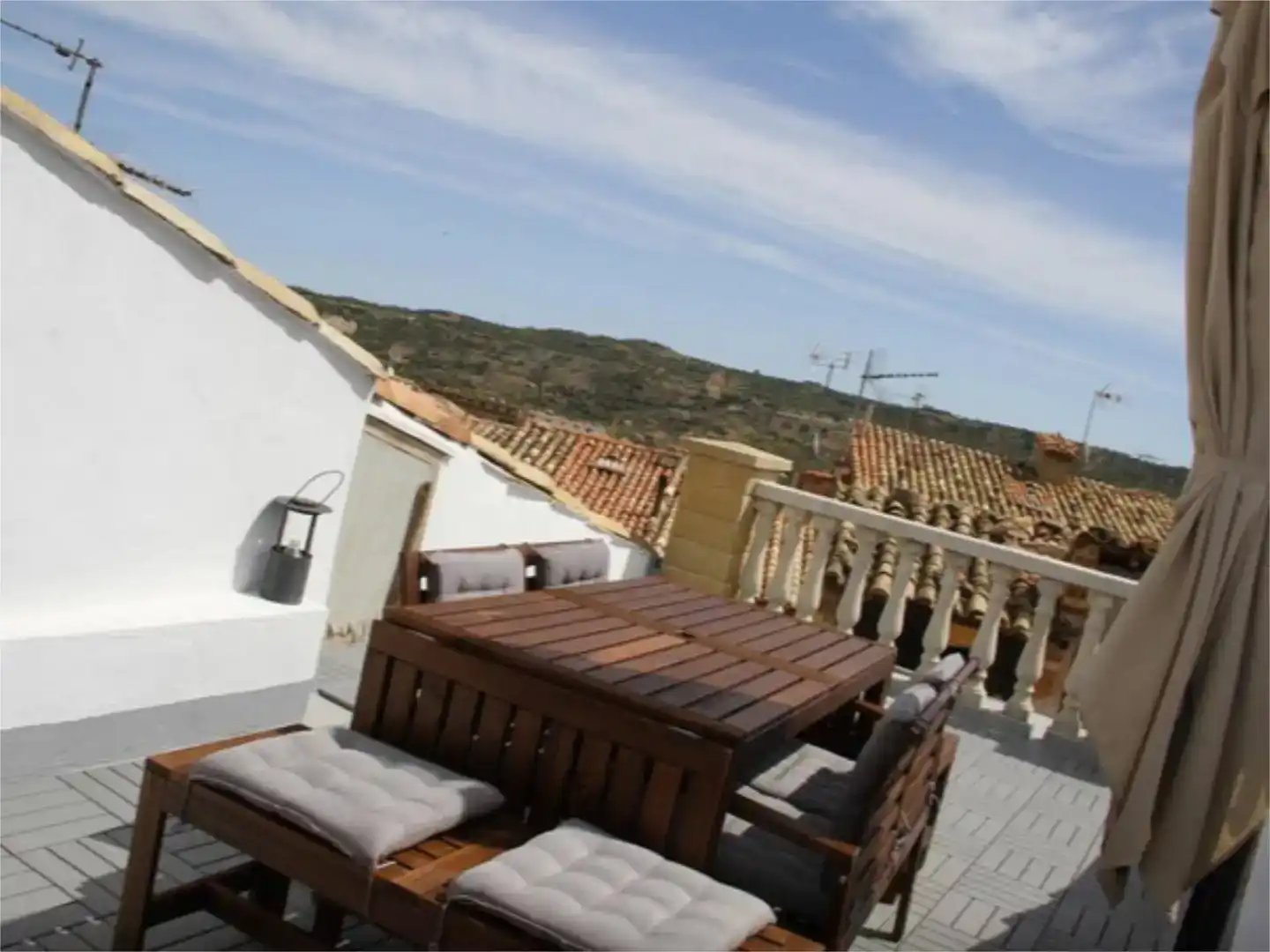 Terrassa de Casa adosada en venda en Valdealgorfa amb Aire condicionat, Parquet i Moblat