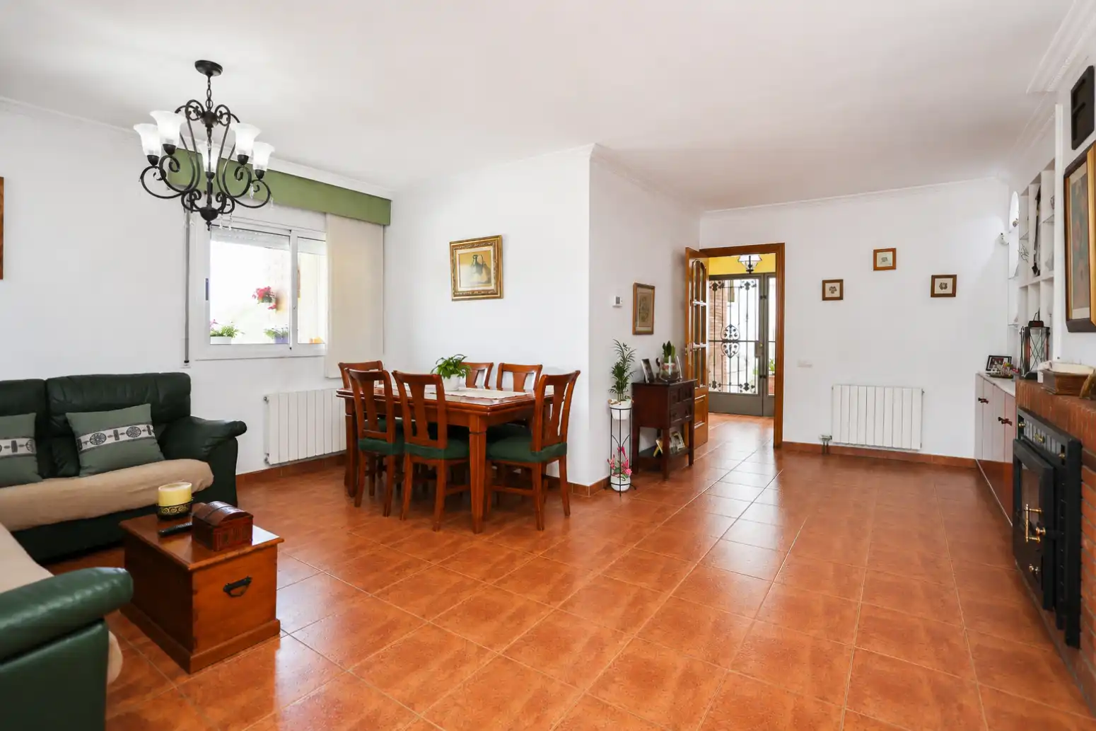 Casa o chalet en venta en Sant Andreu de la Barca con Calefacción, Jardín privado y Terraza