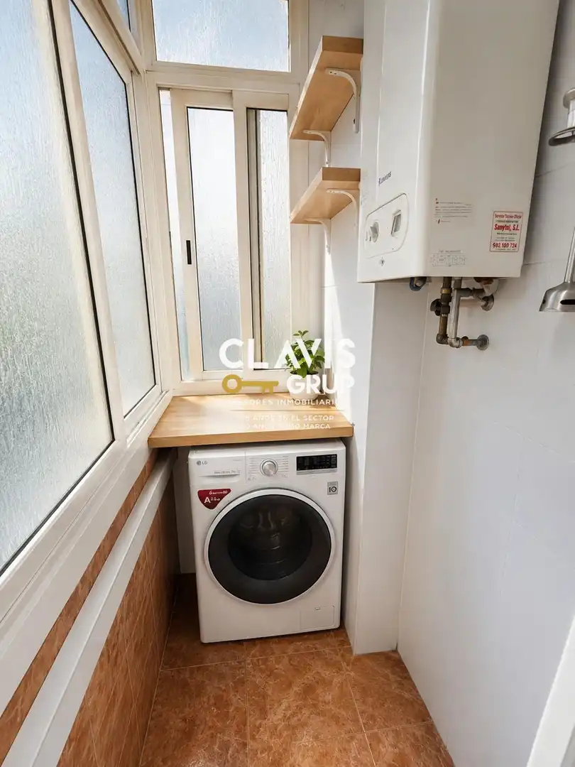 Balcony of Flat for sale in Barcelona  with Air Conditioner, Terrace and Balcony