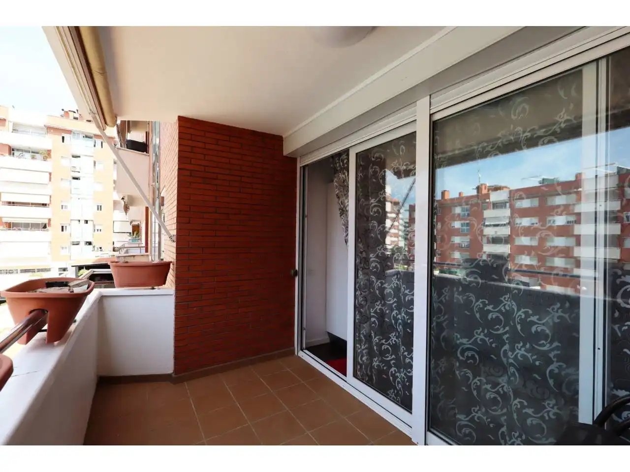 Flat with terrace for sale in Calle Pere Codina i Mont, imagen 3