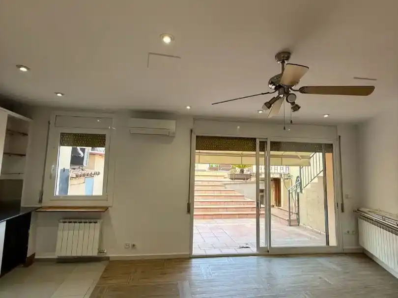 Wohnzimmer von Wohnung zur Miete in Manresa mit Klimaanlage, Schwimmbad und Balkon