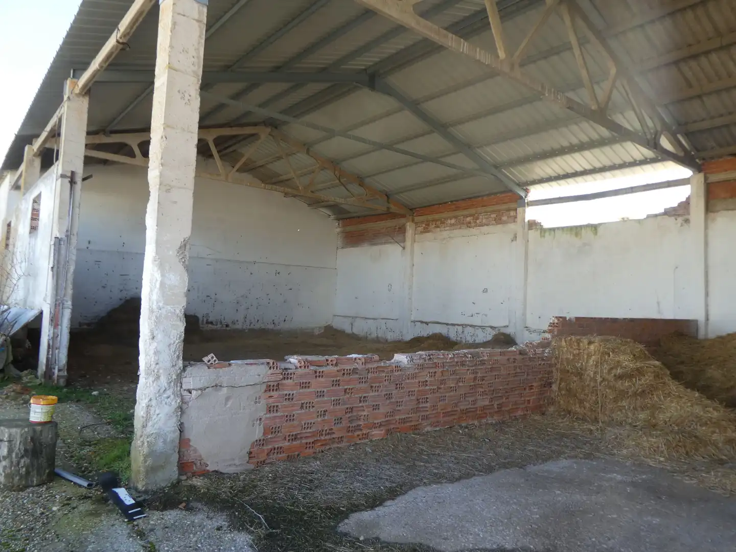 Industrial buildings for sale in Villahoz