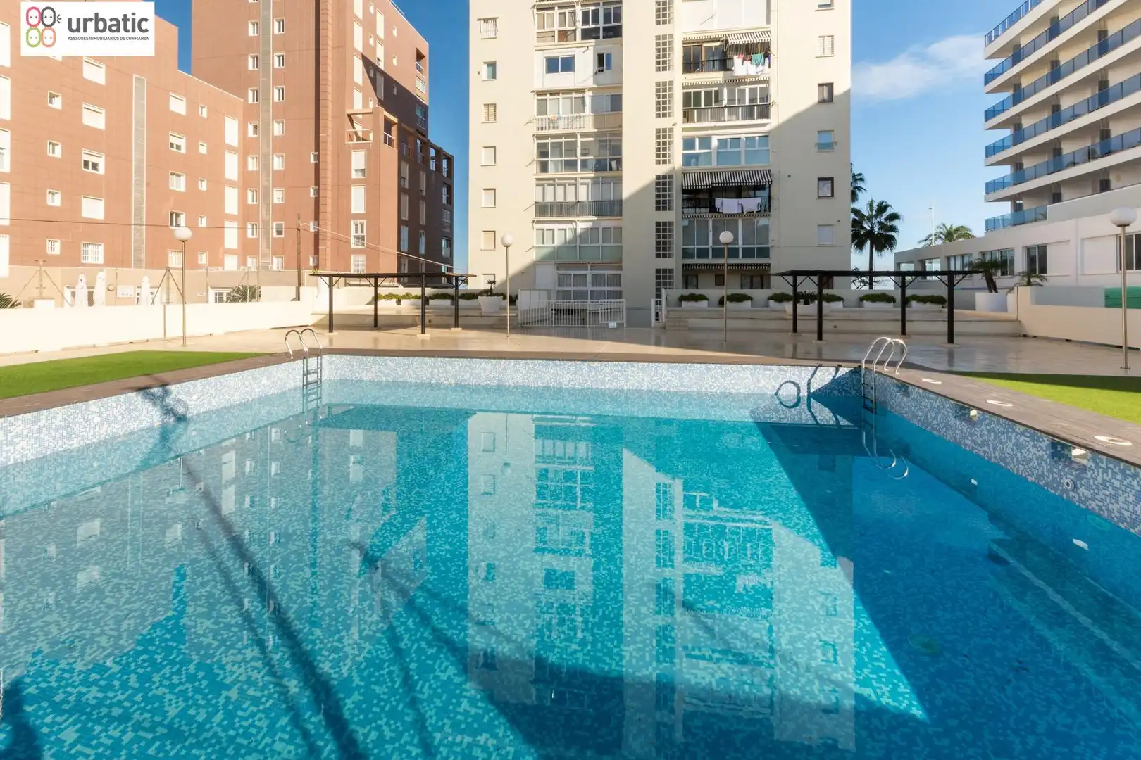 Apartamento con piscina en venta en Paseo MARITIM NEPTU 63, imagen 54