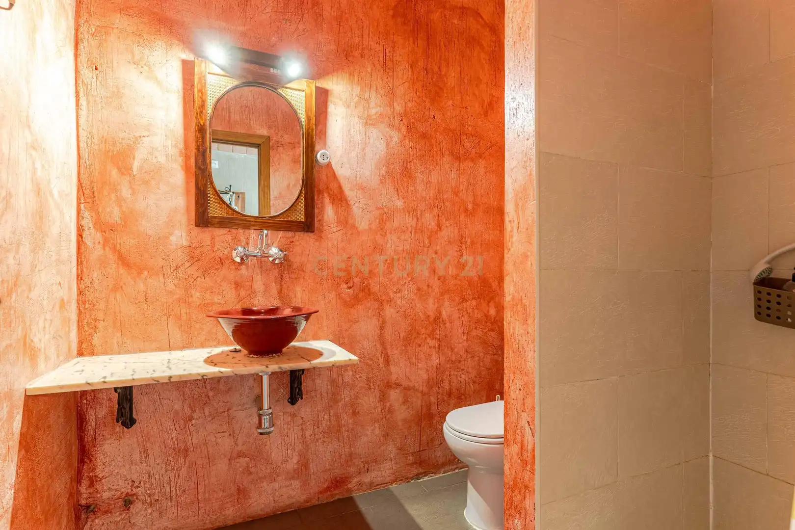 Bathroom of Houses for sale in Pinos Genil  with Air Conditioner, Private garden and Furnished