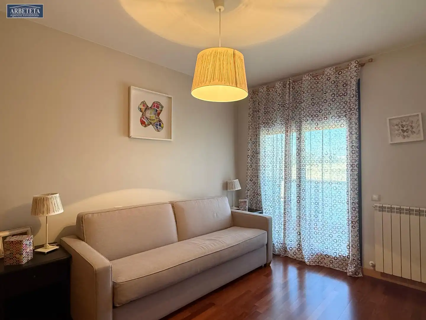 Sala de estar de Casa adosada en venta en Yebes con Aire acondicionado, Calefacción y Terraza